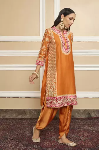 Mehnoor orange kurta set