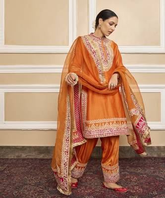 Afsaana orange kurta set 1