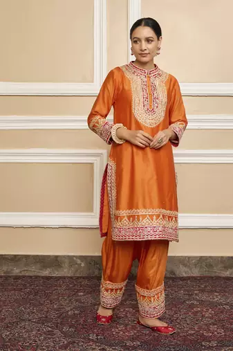 Afsaana orange kurta set