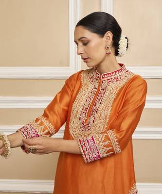 Afsaana orange kurta set 4