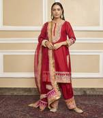 Afsaana deep red kurta set