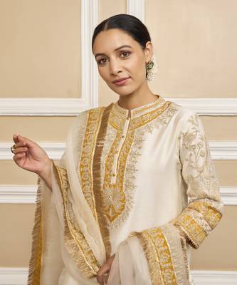 Resham daisy ivory kurta set 3
