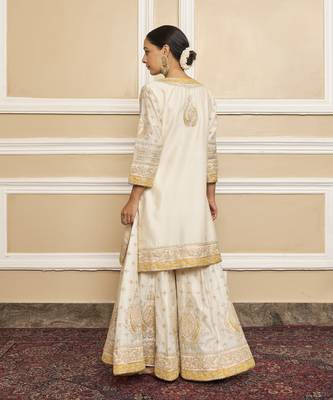 Raina daisy ivory sharara set 4