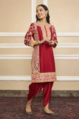Mehnoor deep red kurta set