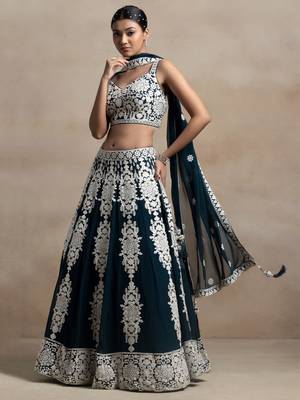  green sequins georgette wedding lehenga set choli with dupatta with dupatta 2