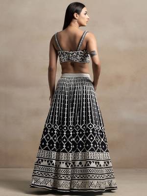 magnetic black sequins georgette wedding lehenga set choli with dupatta with dupatta 4