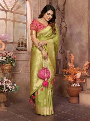 Light green soft art silk blend with zari weaving borders saree with blouse 2