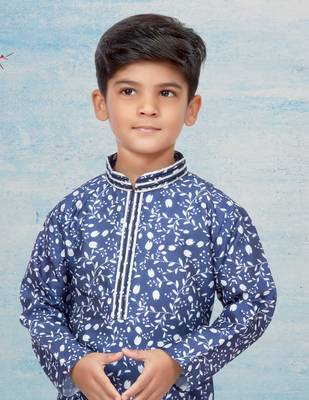 Off white flower printed kurta pajama with thread work 2