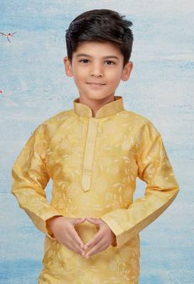 Off white flower printed kurta pajama 2