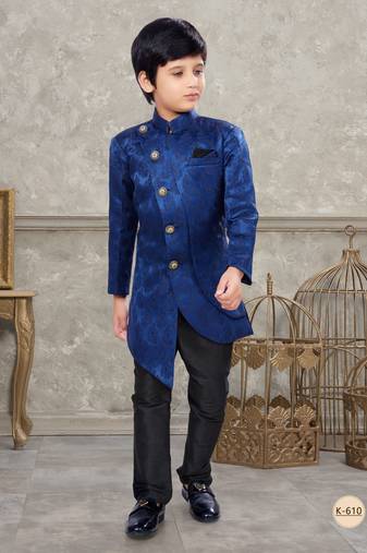 Black classic indowestern sherwani set with thread and less work with fancy button