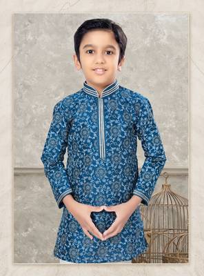 Off white degital printed with thread work kurta pajama set 2
