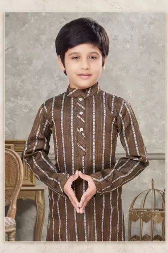 Off white soft cotton with thread & fancy botton kurta pajama set
