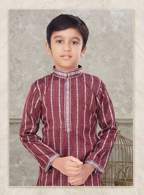 Off white soft cotton with thread  kurta pajama set 2