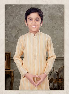 Off white soft cotton with thread  kurta pajama set 2