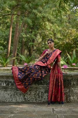 Navy blue soft pashmina silk blend weaving saree with zari woven 4