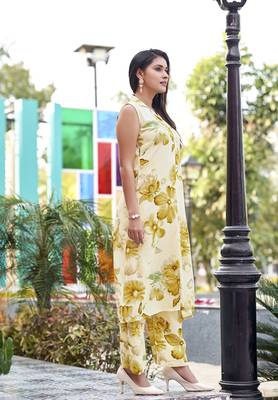 Floral Printed Straight Kurta with Palazzo 3