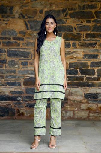 Neon green block printed cotton cord set
