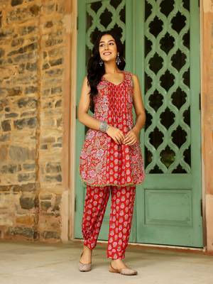 Red block printed cotton cord set 4