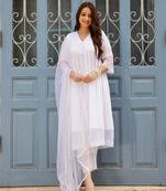 White gathered dobby suit set