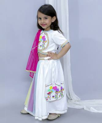 Kids playing holi print white holi lehnga set 3