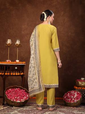 Corn mustard mustard solid & embroidered silk blend straight kurta pant dupatta set 2