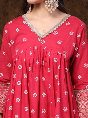 Pink printed & embroidered cotton anarkali kurta pant dupatta set 4