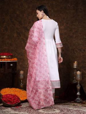White pakistani solid & embroidered silk blend straight kurta pant dupatta 2