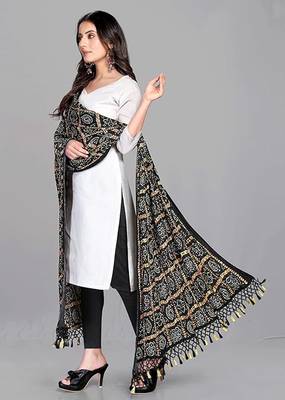 Trendmalls Women's Bandhej Chinon Silk Dupatta 2