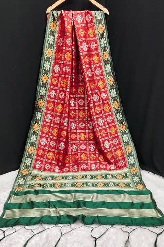 Women's Jacquard Silk Patola Design Dupatta