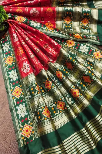 Women's Jacquard Silk Patola Design Dupatta