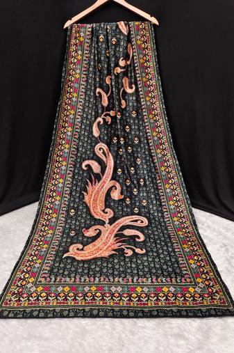 Women's Velvet Paisley Pattern Dupatta