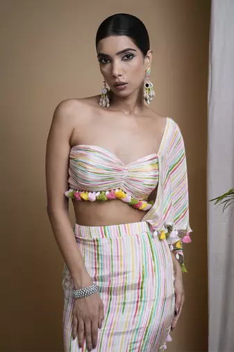 Stripes printed drape set
