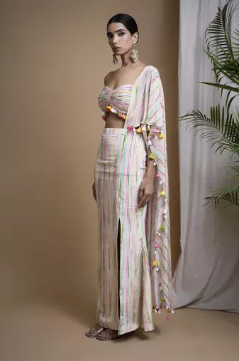 Stripes printed drape set