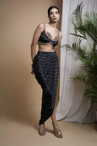 Bottle green digital print indo drape set