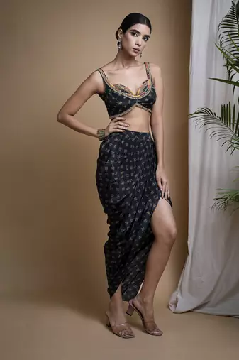 Bottle green digital print indo drape set