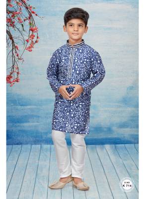 Off white flower printed kurta pajama with thread work 1