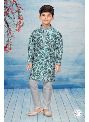 Off white flower printed kurta pajama with thread work 1