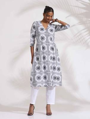 white cotton geometric print angrakha kurta set 1