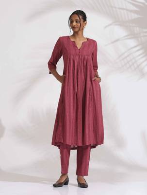 maroon cotton flared kurta set 1