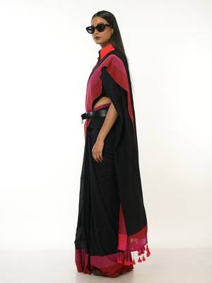 black handloom acrylic cotton saree with red and pink border 2