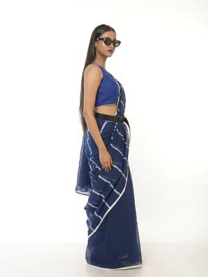 blue handloom cotton saree with white stripes 5