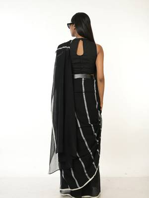 black handloom acrylic cotton saree with white stripes 3