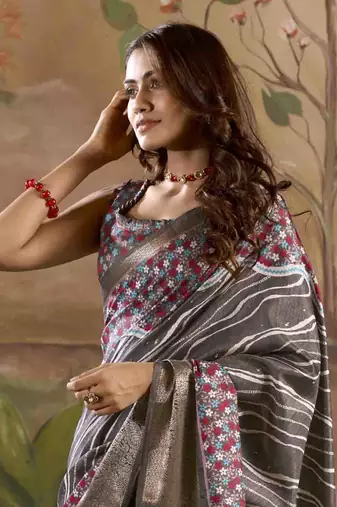 grey dola silk blend saree with unstitched blouse piece