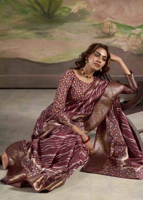 burgundy dola silk blend saree with unstitched blouse piece 4