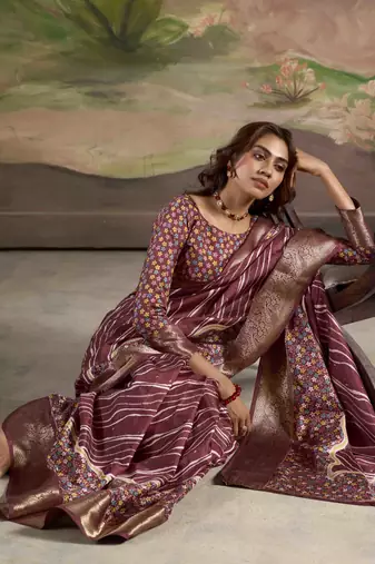 burgundy dola silk blend saree with unstitched blouse piece