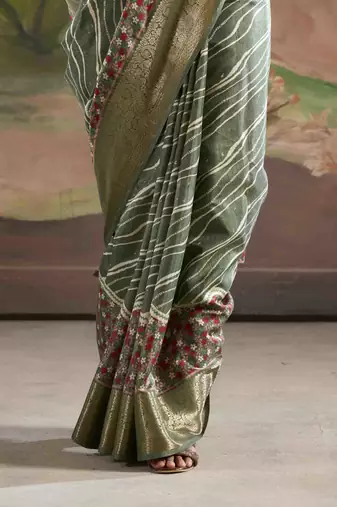olive dola silk blend saree with unstitched blouse piece
