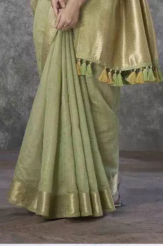 pista cotton silk blend saree with unstitched blouse piece