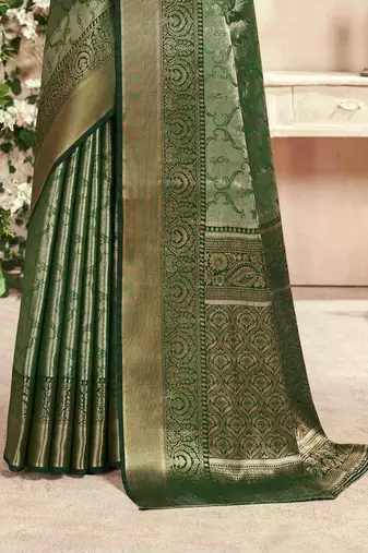 dark green silk blend blend saree with unstitched blouse piece