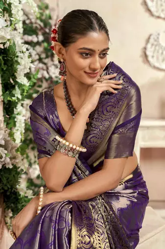 purple silk blend blend saree with unstitched blouse piece