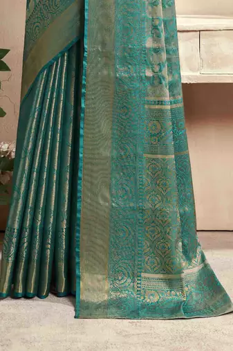 turquoise silk blend blend saree with unstitched blouse piece